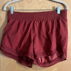 Athleta Mesh Racer Run Midrise 4 Shorts